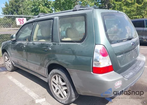 2006 Subaru Forester 2.5X L.l. Bean Edition from USA, damaged, VIN JF1SG67636H702640